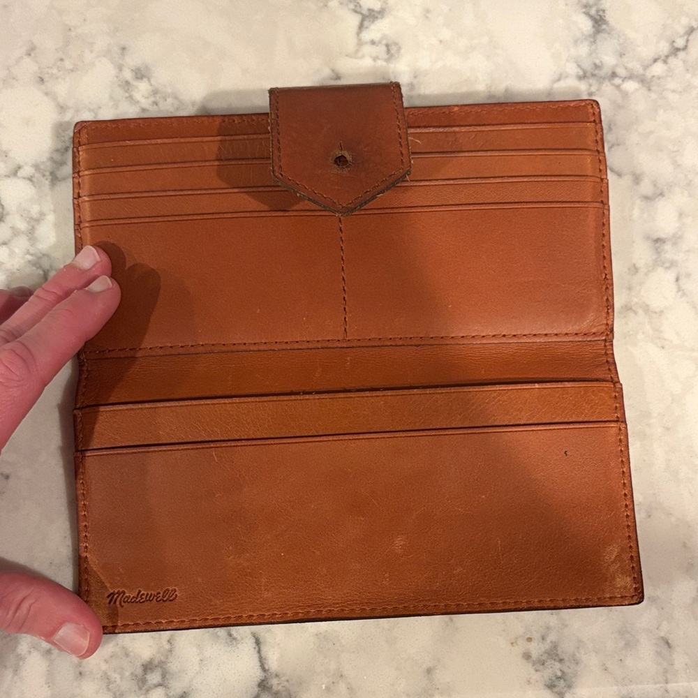 Brown Leather Snap Wallet. Madewell. Euc - Picture 2 of 5